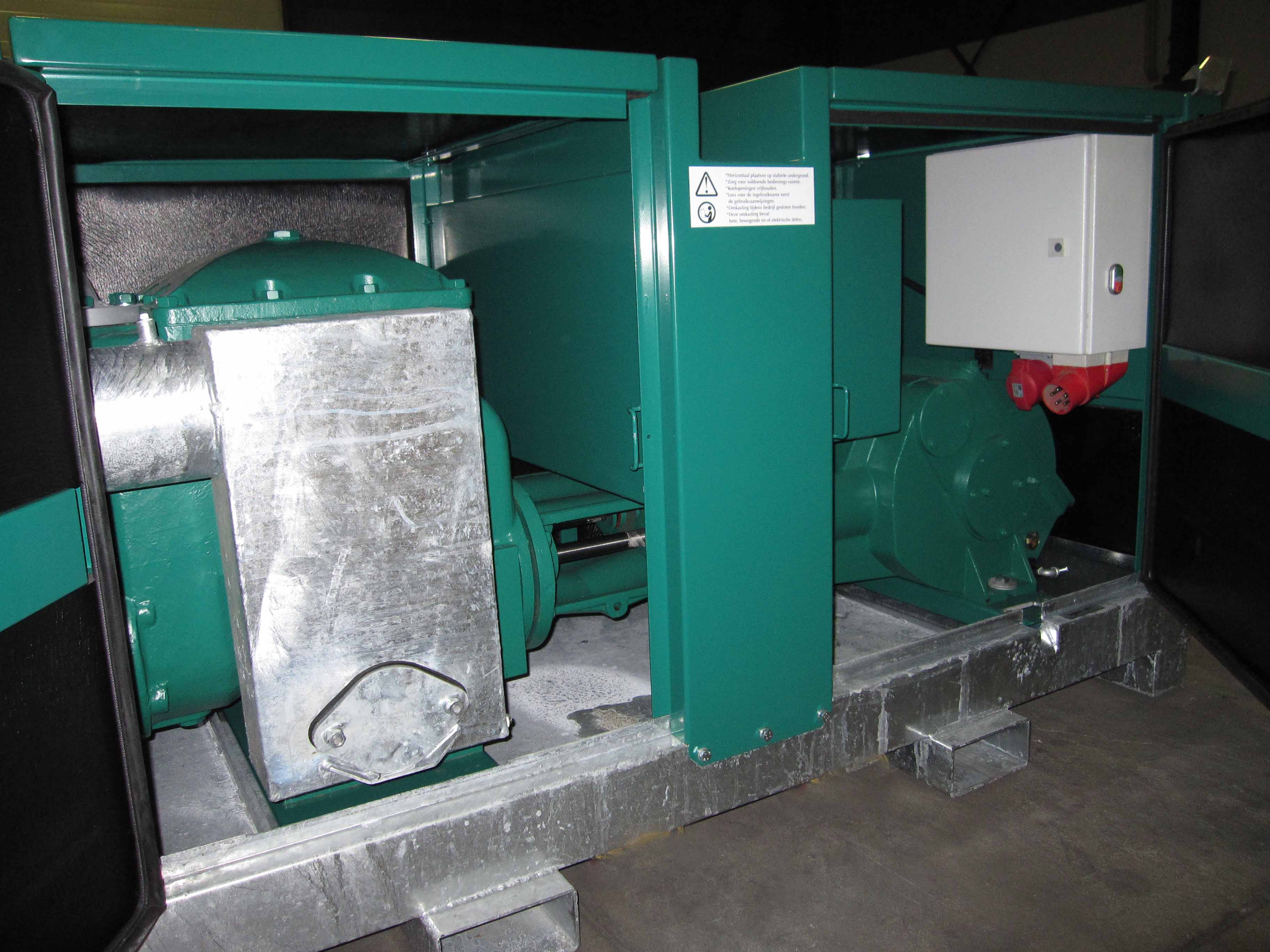 BAT zuigerpomp GEHO Electro Kast BAT GEHO Electro kast zuigerpomp bronneringspomp bronbemalingspomp waterpomp grondwaterpomp plunjer pomp plunjerpomp plunjerpompen